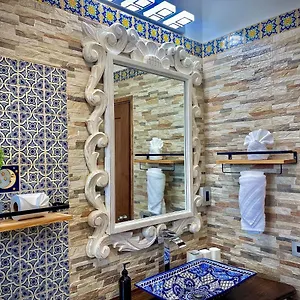 https://castillo-tulum.quintano-roohotels.com
